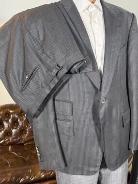 Tom Ford Charcoal Herringbone Striped 2Pc Suit 56 46R US 37x32 Trousers Wool
